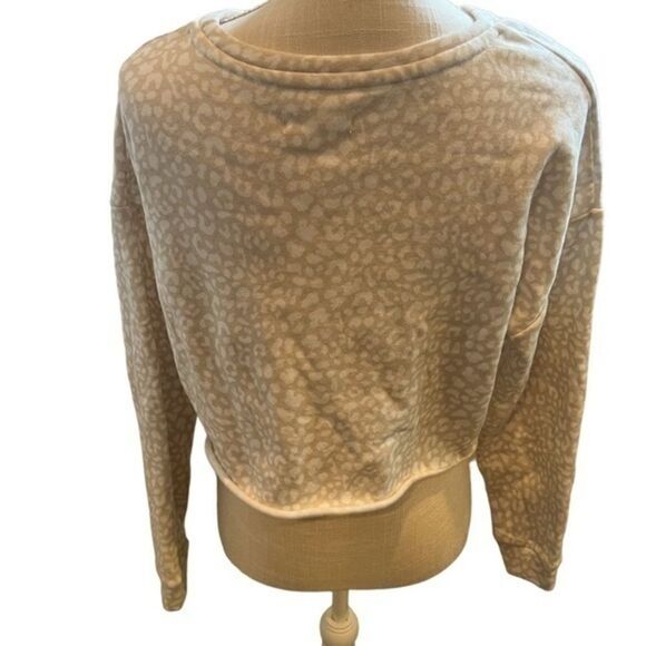 Colsie Shirt Size Small Great Condition leopard print - Picture 2 of 7